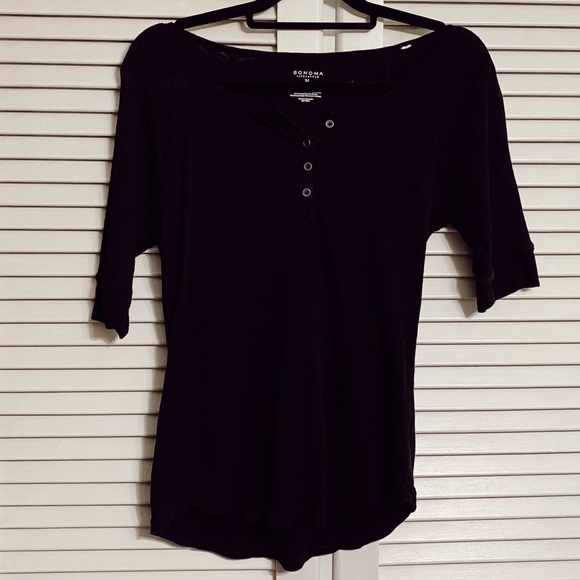 Black short sleeve - Picture 1 of 3